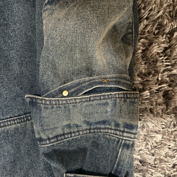 Brand new Urban Outfitters wide leg COLUSSUS FIT baggy pants with pockets. - Picture 3 of 5